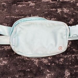 Lululemon Light Blue Everywhere Crossbody Belt Bag